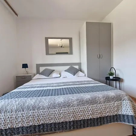 Apartmani Batinovic - Baska Voda Room photo