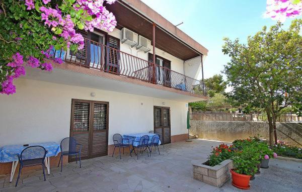 Apartment Batinovic - *